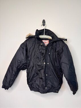 Edelweiss Vintage Black Ski Jacket Women's size M Faux Fur Hood Trim